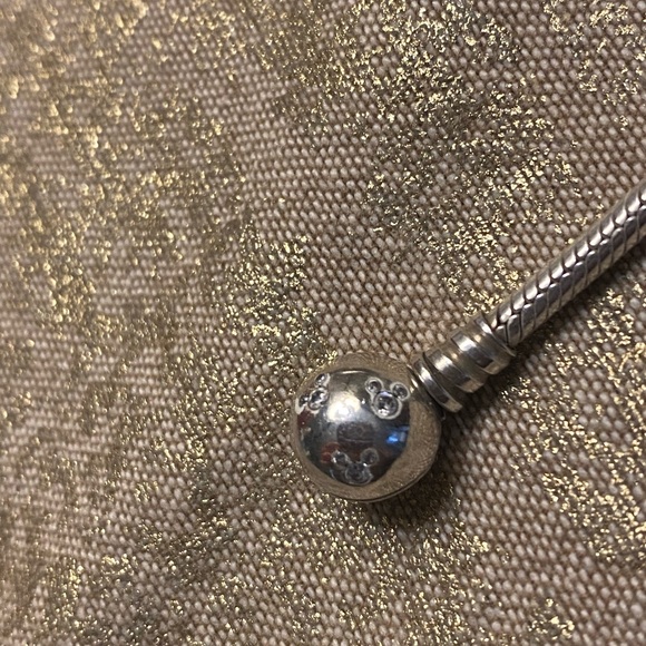 Pandora Disney bracelet - Picture 4 of 4